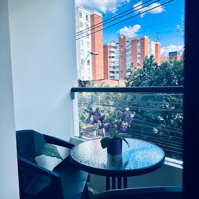 laureles nuevos apartamentos Lil - Three-Bedroom Apartment - 2