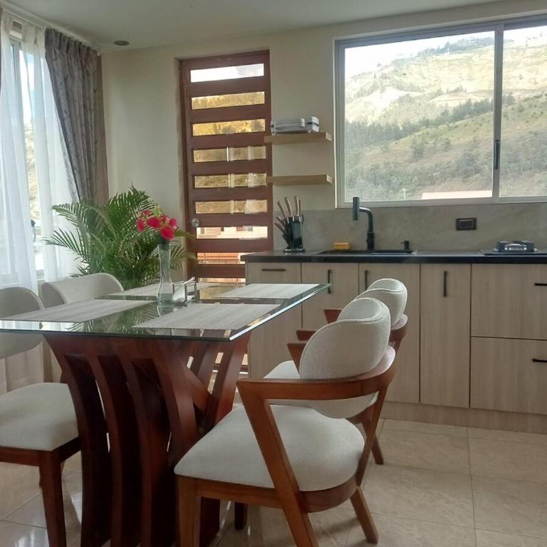 Suite de lujo de 2 habitaciones con vista a las montañas en La Victoria Ibarra - Apartamento de 2 dormitorios - 16