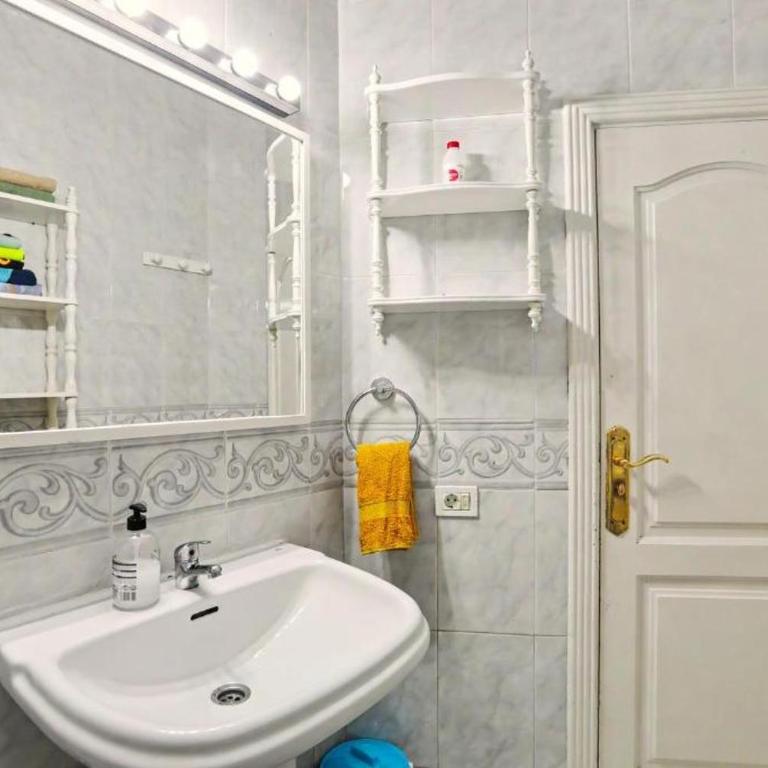 Fabulous Beach Apartments in Los Crstianos - Apartamento de 2 dormitorios con vistas al complejo - 27