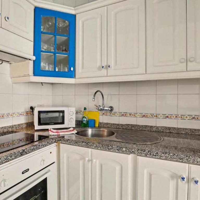 Fabulous Beach Apartments in Los Crstianos - Apartamento de 2 dormitorios con vistas al complejo - 30