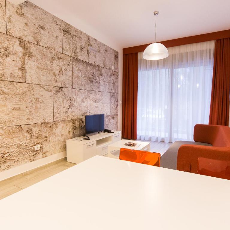 Apart Hotel Sea Fort - Apartman sa 1 Spavaćom Sobom, Terasom i Bočnim Pogledom na More - 7