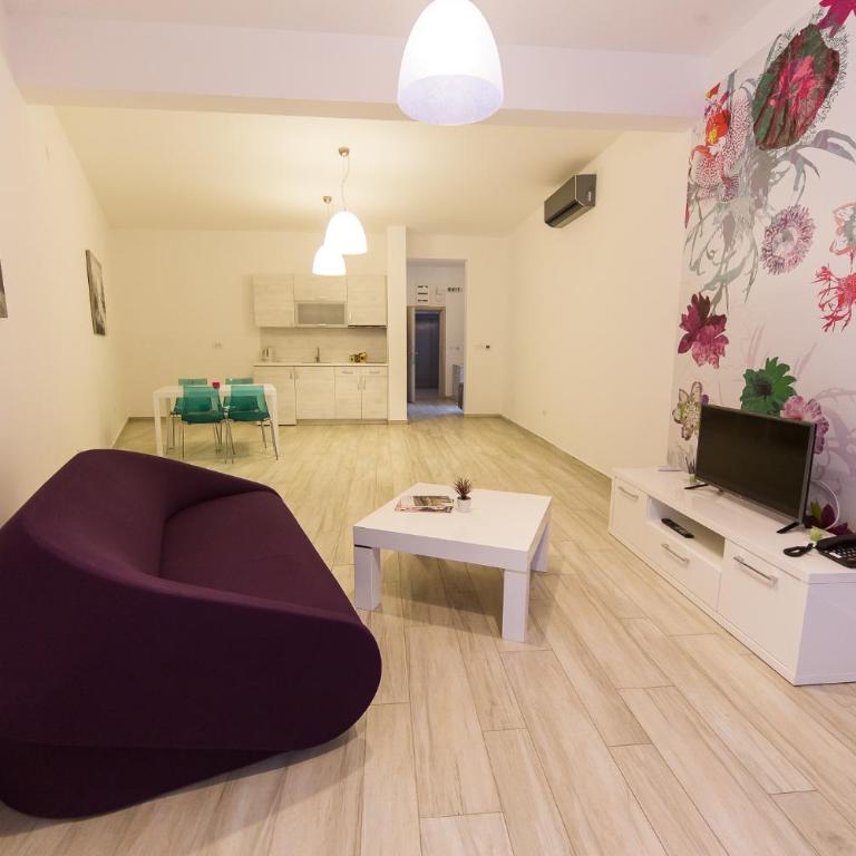 Apart Hotel Sea Fort - Apartman s 1 Spavaćom Sobom, Balkonom i Pogledom na Vrt - 10