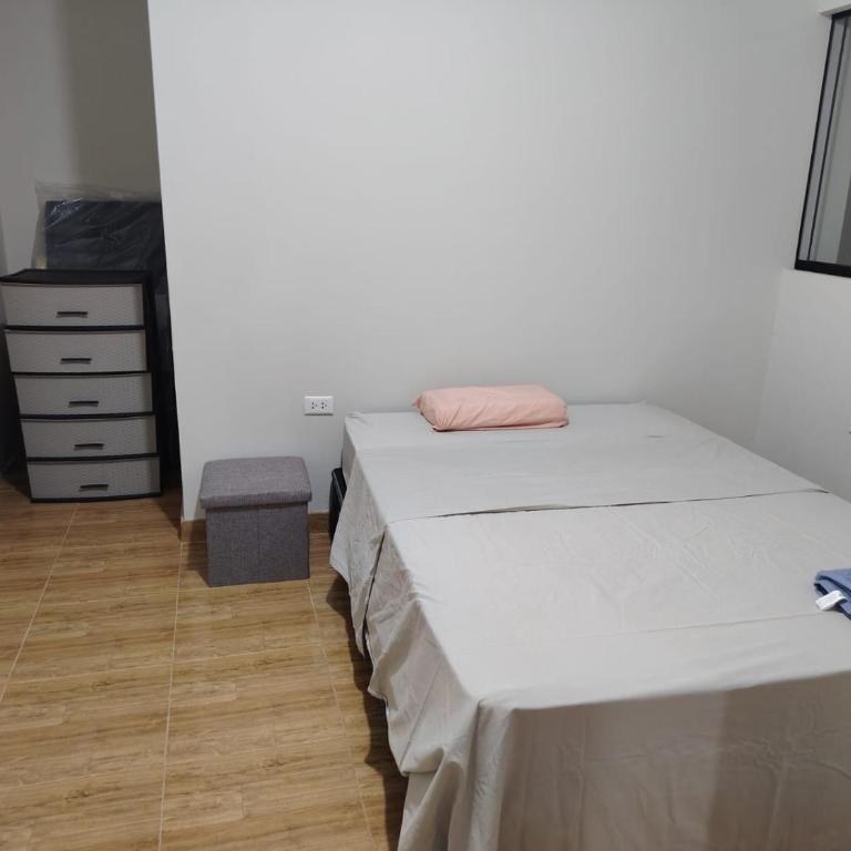 Edificio Las Palmas - Two-Bedroom Apartment - 15