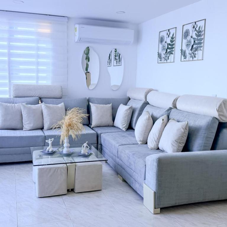 Apto frente al mar - Piso 10 - Piscina - El Laguito - One-Bedroom Apartment - 20
