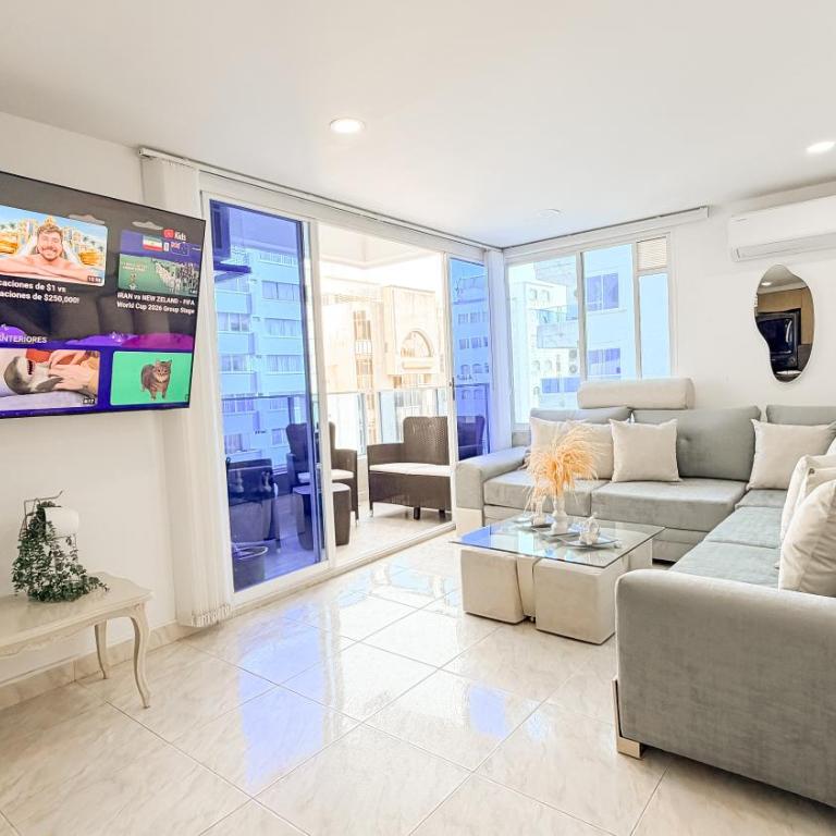 Apto frente al mar - Piso 10 - Piscina - El Laguito - One-Bedroom Apartment - 25