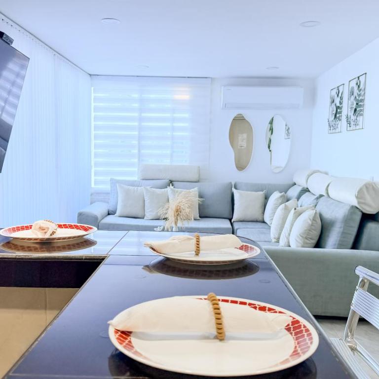 Apto frente al mar - Piso 10 - Piscina - El Laguito - One-Bedroom Apartment - 8