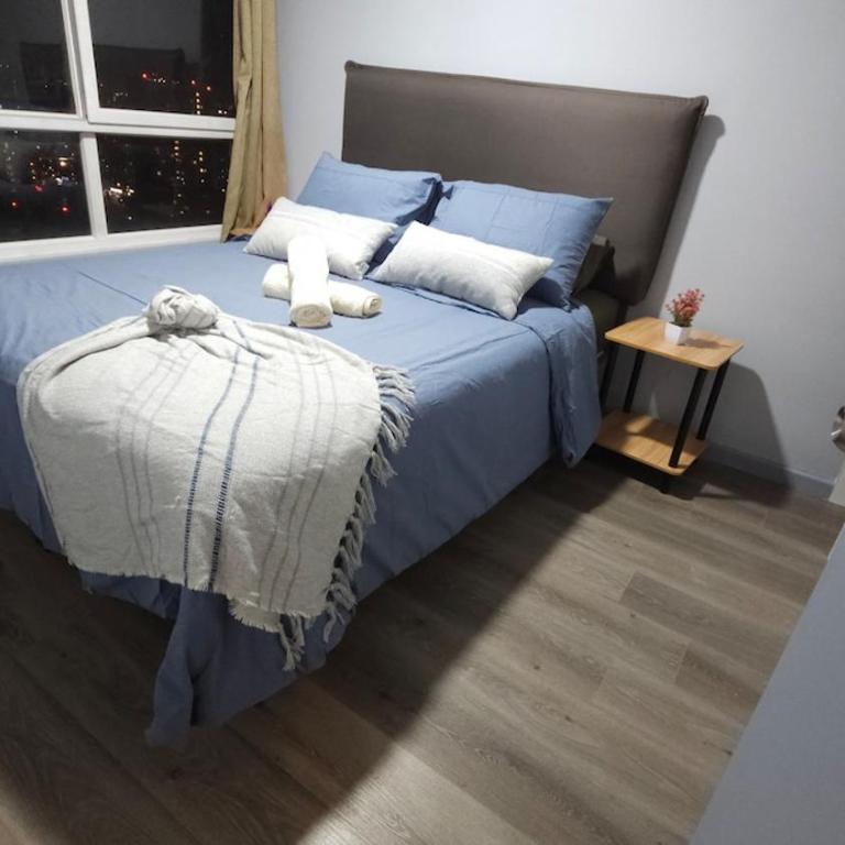 Apartment for 8 people with FREE parking, SOUTH Terminal - Three-Bedroom Apartment - 4