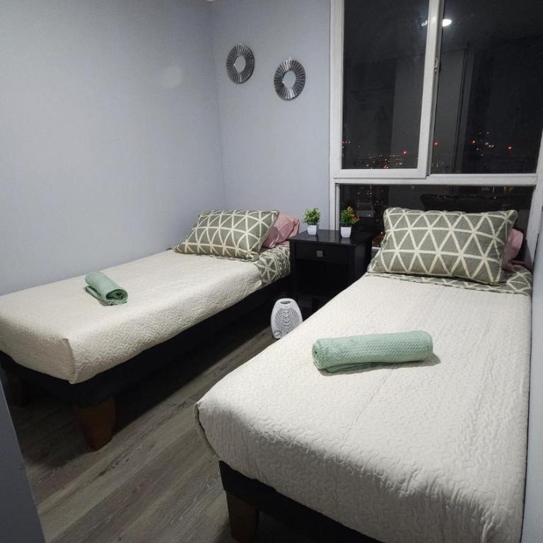 Apartment for 8 people with FREE parking, SOUTH Terminal - Three-Bedroom Apartment - 32