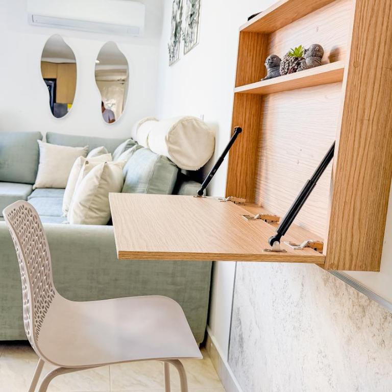 Apto frente al mar - Piso 10 - Piscina - El Laguito - One-Bedroom Apartment - 13
