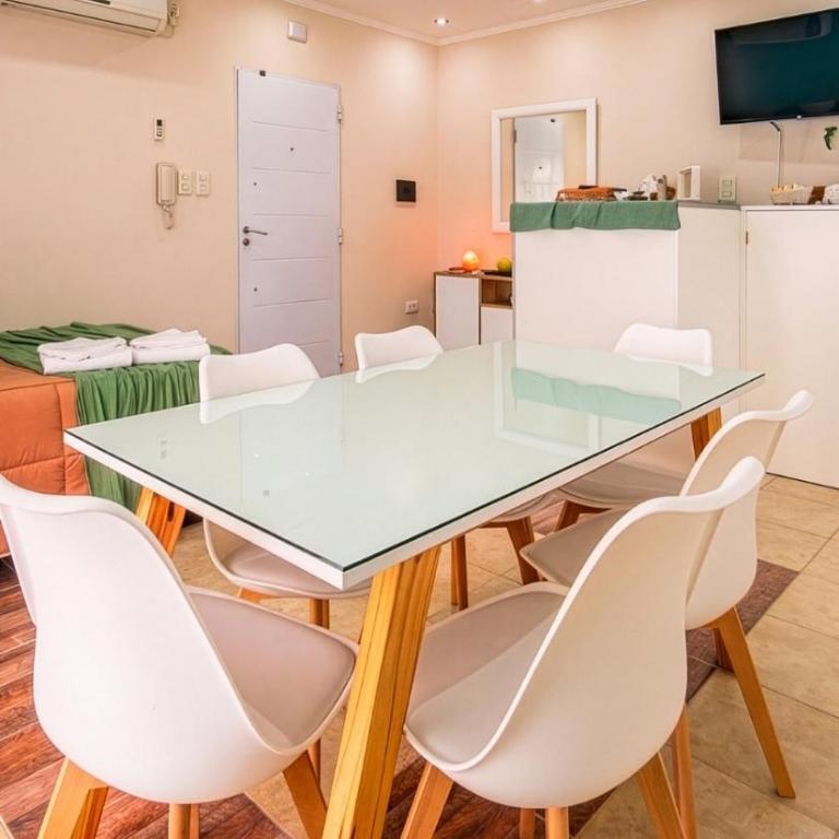 Calfucura Centro, a pocas cuadras de terminal plaza, centros medicos y centro comercial - Apartamento de 1 dormitorio - 9