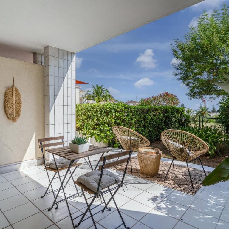 Le Palma : Chic Piscine Clim Terrasse - Appartement - 5
