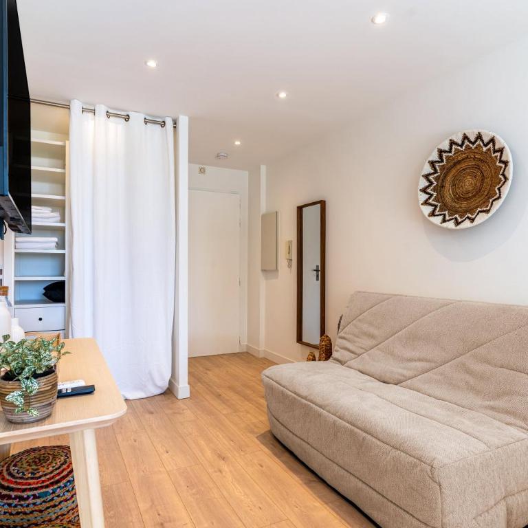 Le Palma : Chic Piscine Clim Terrasse - Appartement - 13