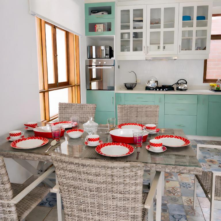 Casa Totalmente Privada 4 Habitaciones con Piscina y Cine - Pet Friendly - Four-Bedroom Vacation Home - 10