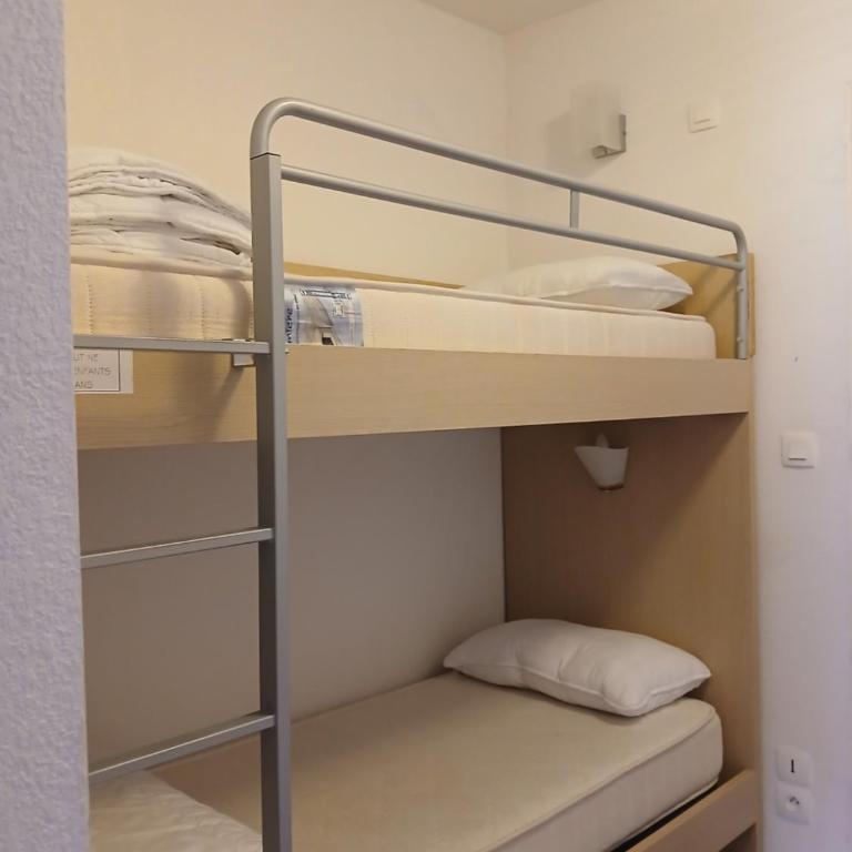Appartement ski aux pieds, piscine et balcon - Apartment mit 1 Schlafzimmer - 1