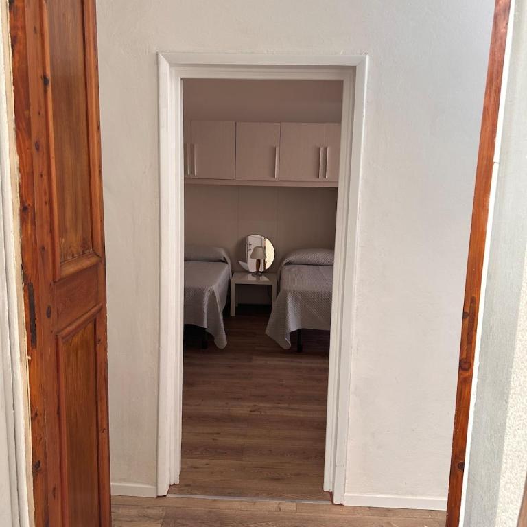 Casa ampia in Viale Belfiore, tram T1 T2, SMN station - Four-Bedroom House - 2
