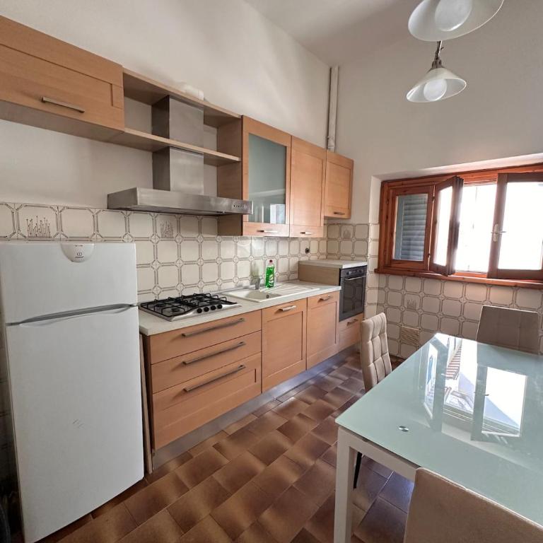 Casa ampia in Viale Belfiore, tram T1 T2, SMN station - Four-Bedroom House - 12