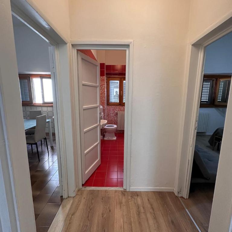 Casa ampia in Viale Belfiore, tram T1 T2, SMN station - Four-Bedroom House - 30