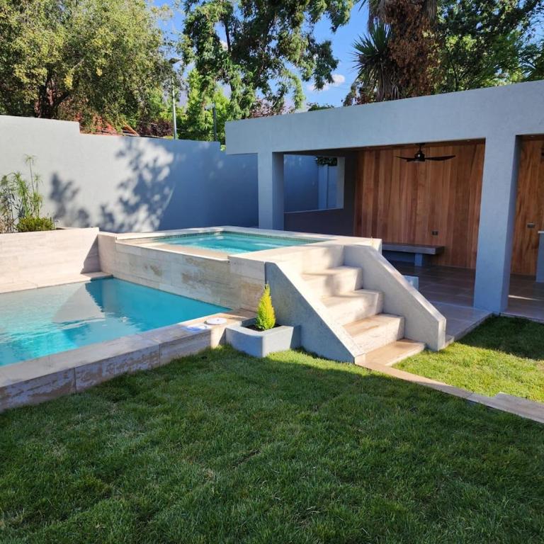 Exclusive house and backyard Private Luxury Oasis - Casa de 5 dormitorios - 34