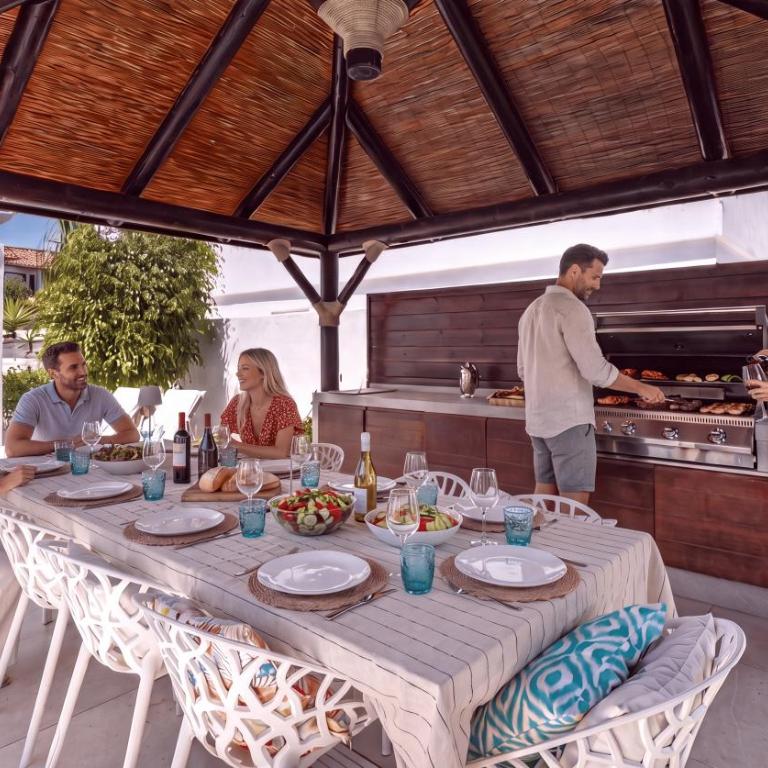 VACATION MARBELLA I Villa Marblanc, Private Pool, 350m to the Beach, BBQ, GYM, Sauna, 24h Security - Villa with Private Pool - 7
