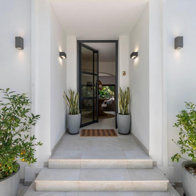 VACATION MARBELLA I Villa Marblanc, Private Pool, 350m to the Beach, BBQ, GYM, Sauna, 24h Security - Villa with Private Pool - 59