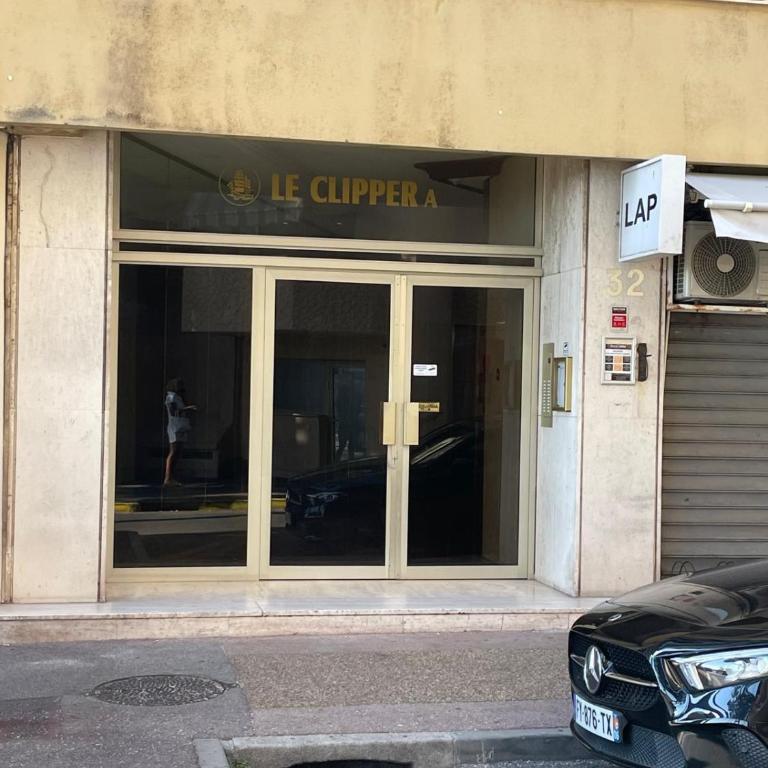 Amazing studio in Juan les Pins with a large terrasse parking - Estudio - 13