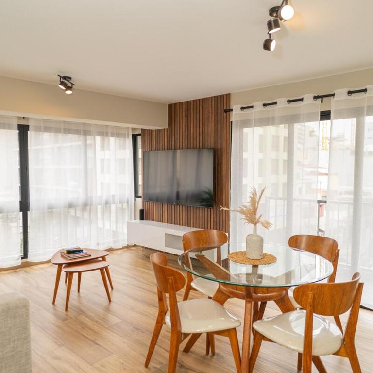 Modern 2BR Apt the HEART of Miraflores with AC - Three-Bedroom Apartment - 53