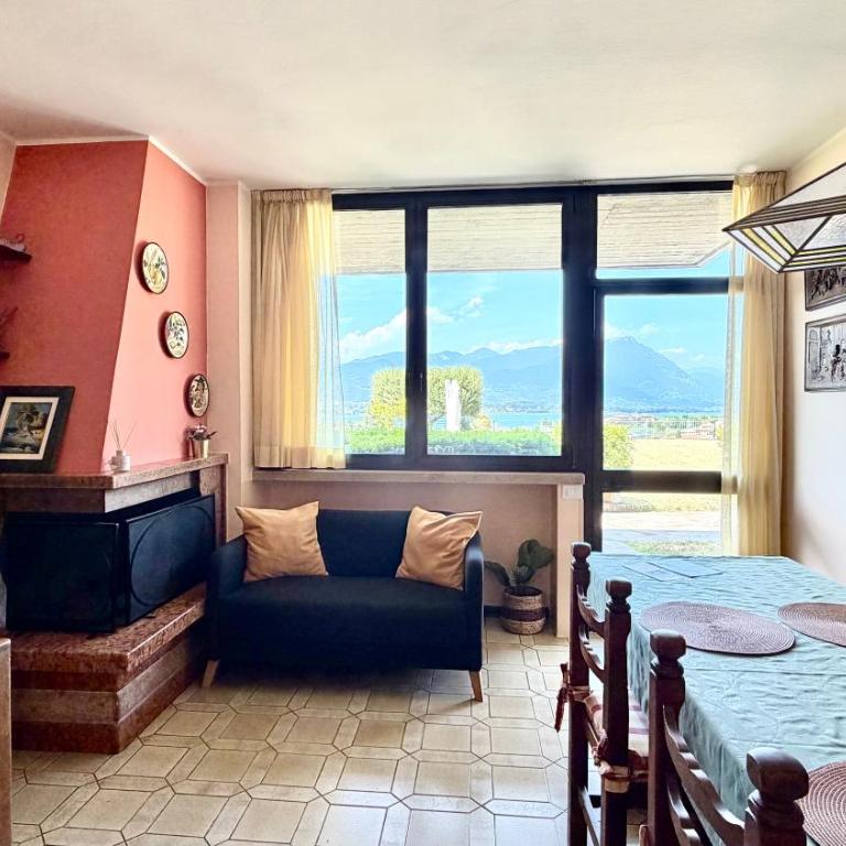 Flowers & garden apartment con vista lago - Casa con 2 Camere da Letto - 8
