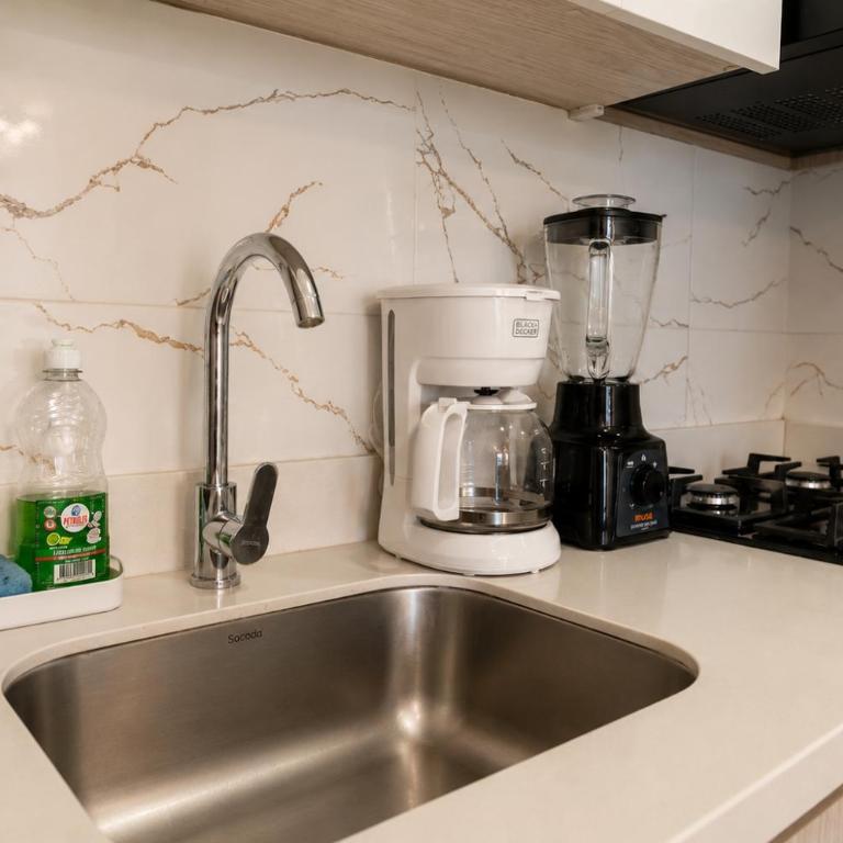 Golden Breeze, Seaview, Old town & Pool - Three-Bedroom Apartment with Sea View - 29