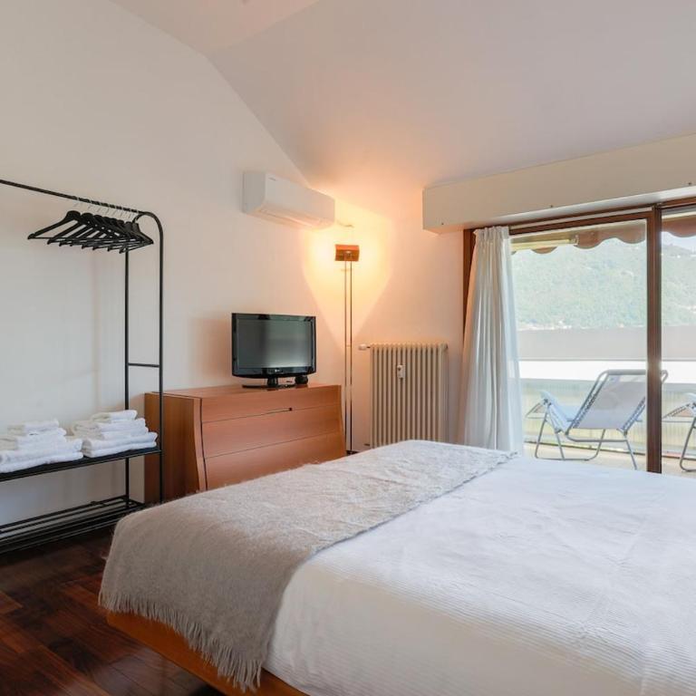 Comosette - Outdoor Dining,Outdoor Relax,Steps away from Soccer stadium, historic center and train station - Appartamento con 2 Camere da Letto - 10