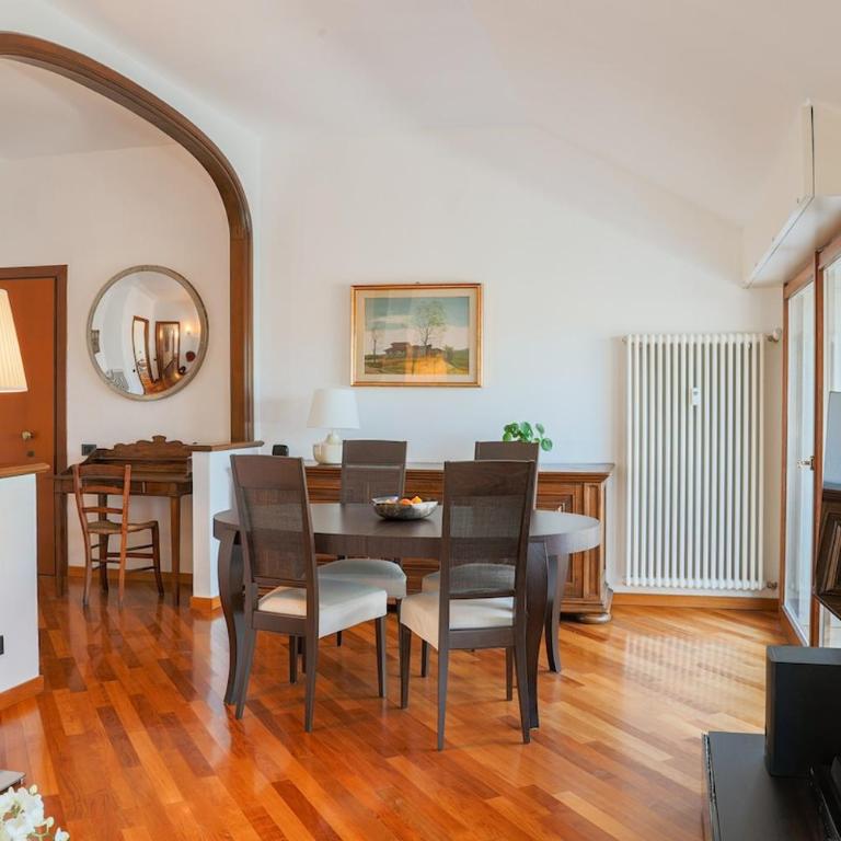 Comosette - Outdoor Dining,Outdoor Relax,Steps away from Soccer stadium, historic center and train station - Appartamento con 2 Camere da Letto - 17