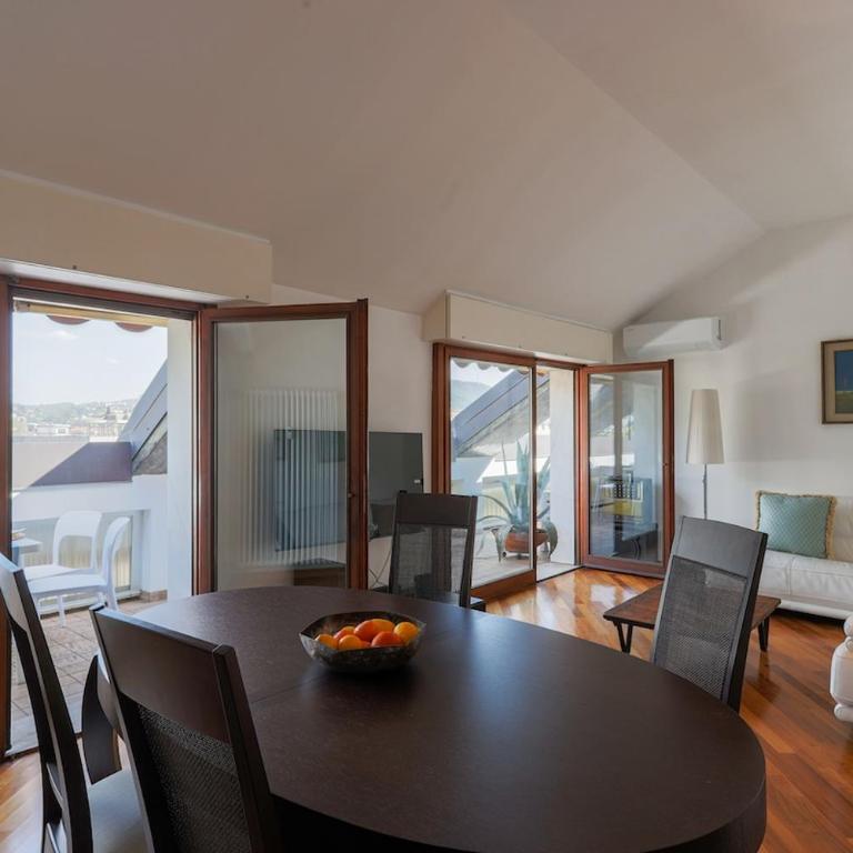 Comosette - Outdoor Dining,Outdoor Relax,Steps away from Soccer stadium, historic center and train station - Appartamento con 2 Camere da Letto - 26