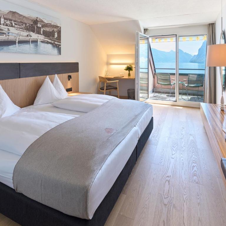 Seehotel Kastanienbaum - Doppelzimmer mit Balkon und Seeblick - 1