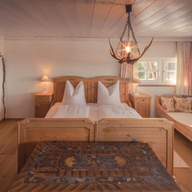 Ansitz Wartenfels - Familienzimmer mit Bad - 8