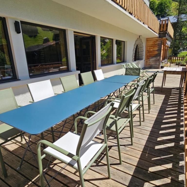 Au pied des pistes - grand appartement 200m2 14 pers - Appartement - 37