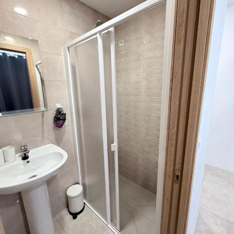 Central Room N1 Los Cristianos - Habitación Doble - 25