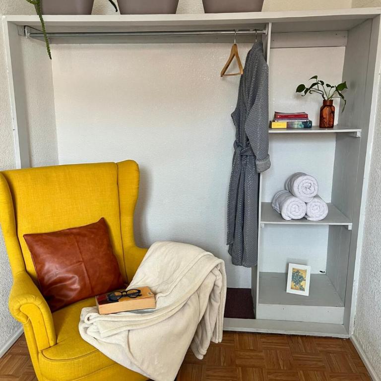 Casa equipada para 6 - Parking privado - Cerca del Valle - Two-Bedroom House - 2