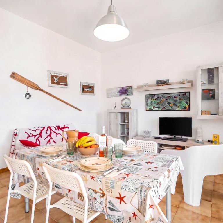 Dimora Del Mare Near The Sea - Happy Rentals - Villa - 3