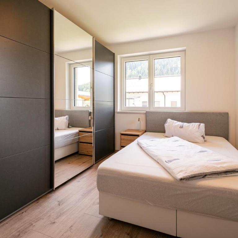 Appartement Bergblick Eben - Apartment mit 2 Schlafzimmern - 52