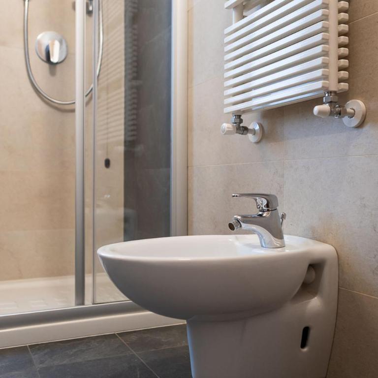 Agriturismo Piccola Baita - Camera Matrimoniale con Bagno Privato - 6