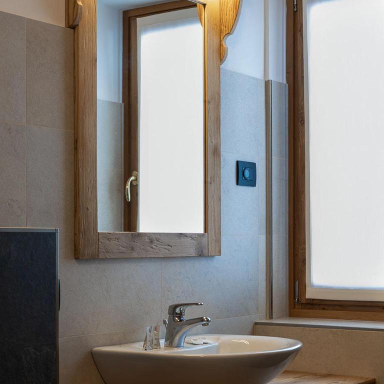 Agriturismo Piccola Baita - Camera Matrimoniale con Bagno Privato - 9