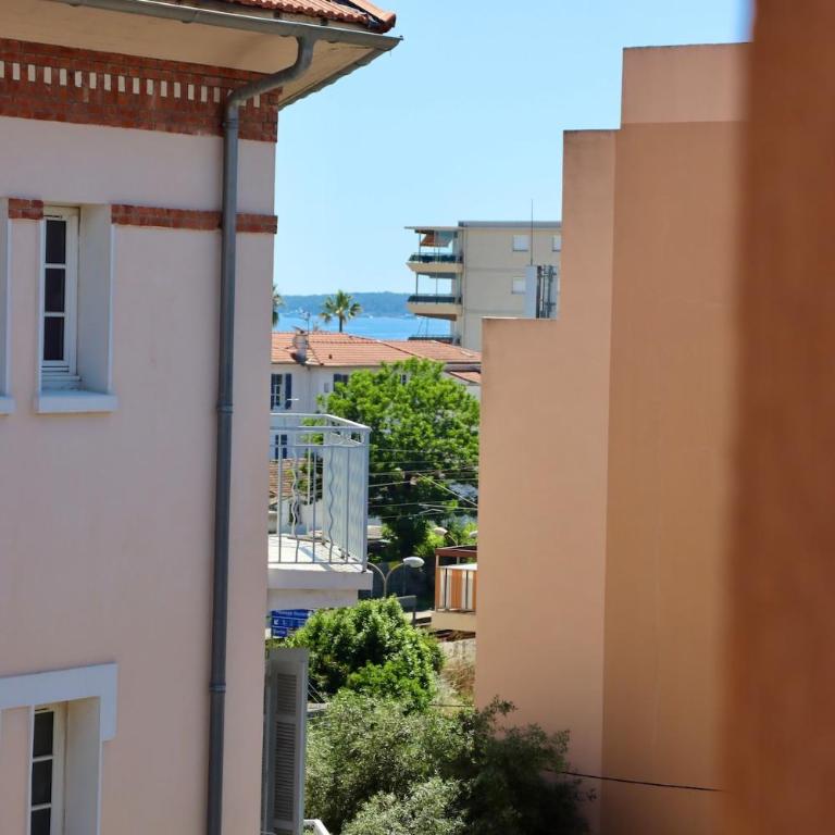 Appartement trois-pièces Proche Mer - Apartment mit 3 Schlafzimmern - 7