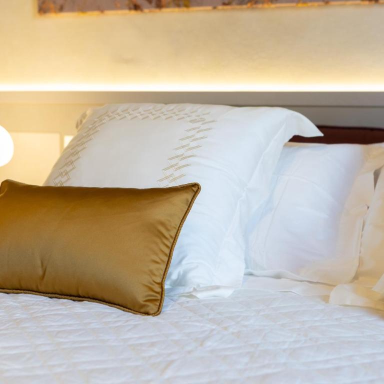 Foscolo Luxury Suite - Appartamento con 2 Camere da Letto - 8
