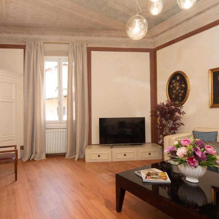 Foscolo Luxury Suite - Appartamento con 2 Camere da Letto - 2