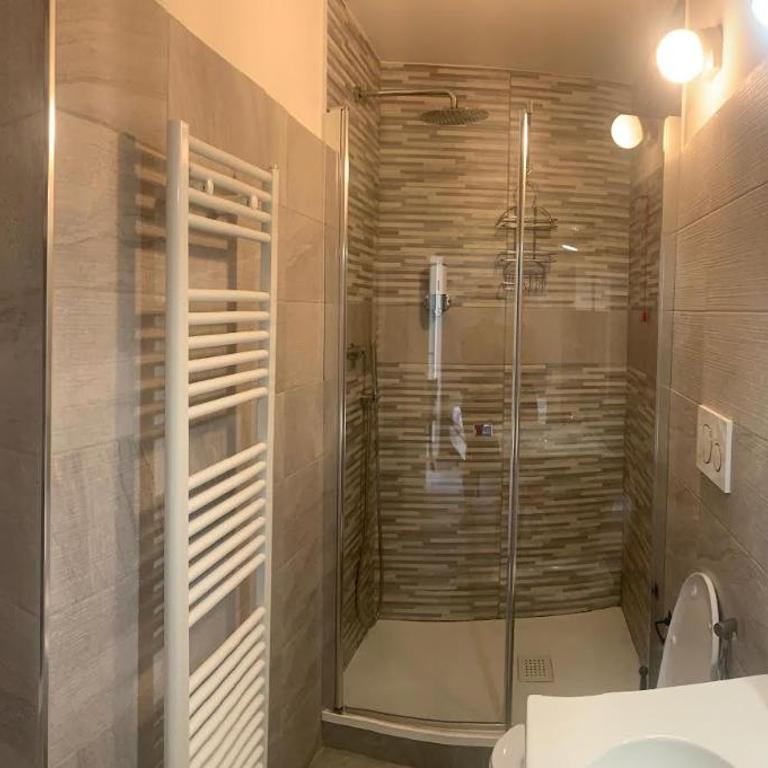 La Casa di Zoe al borgo - Camera Matrimoniale con Bagno Privato - 3