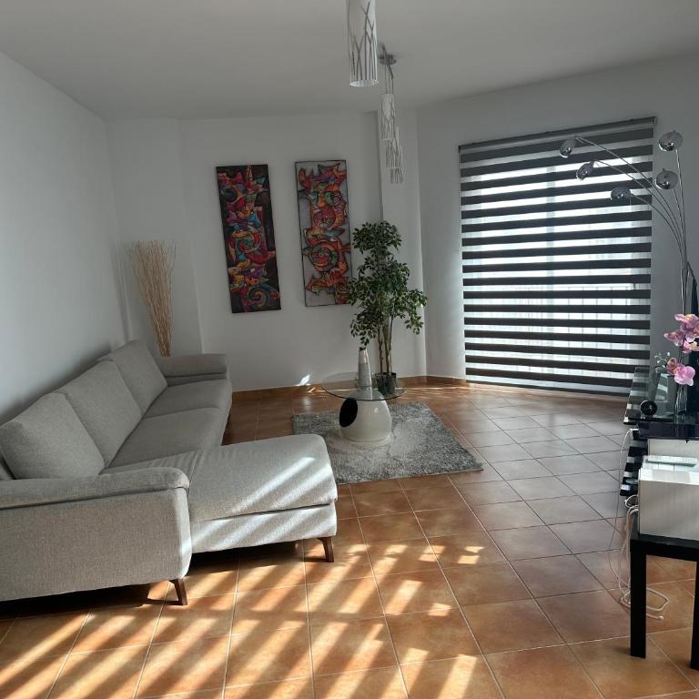 Piso Pinchi - Apartamento de 3 dormitorios - 2