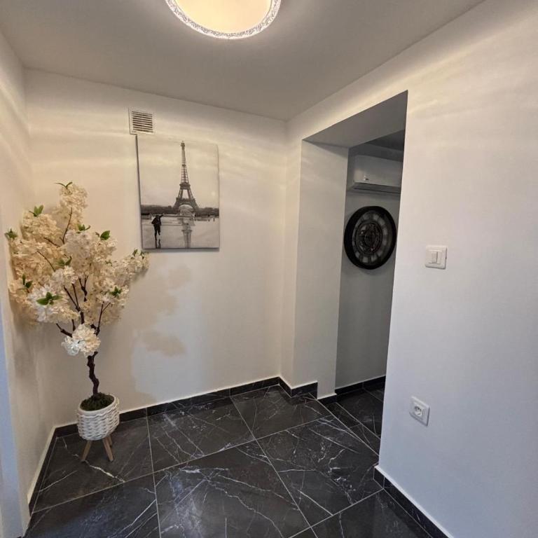 French Mood House - Porodična Soba - 6