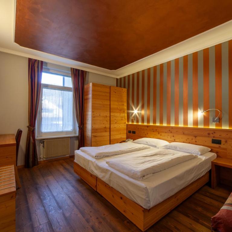 Hotel Cles - Camera Tripla Deluxe - 1