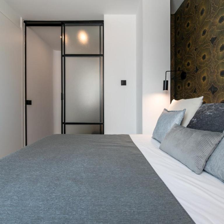 A33 Signature Residences - Canalejas Sol - by MONARO - Appartement 2 Chambres avec Terrasse - 33