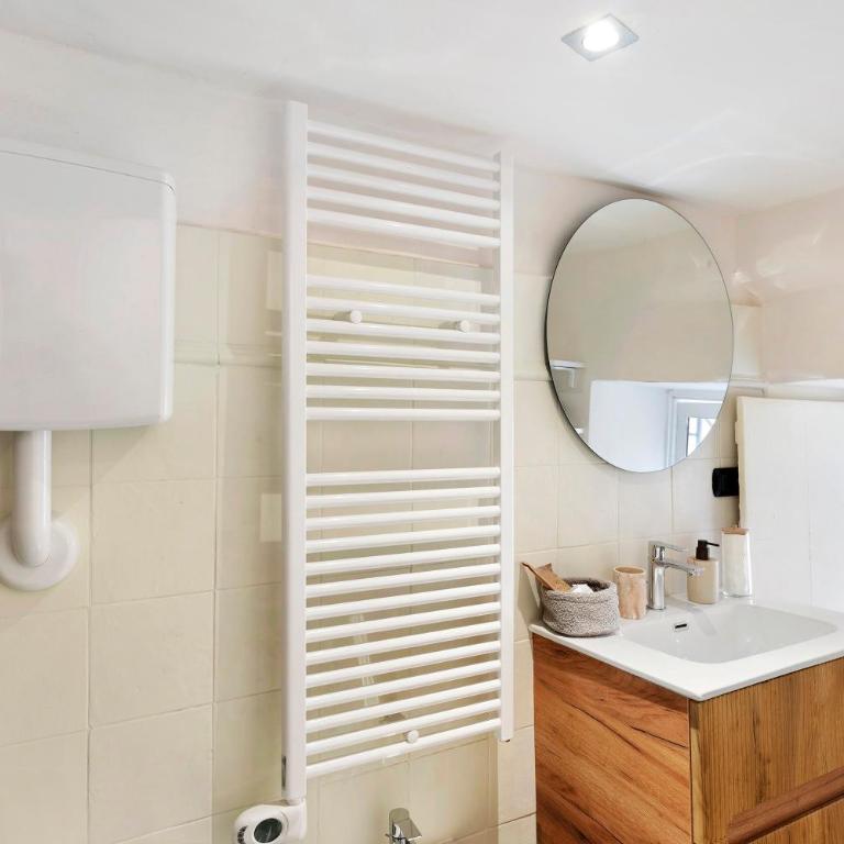 Aura Suites - Appartamento Superior con Vista Città - 11
