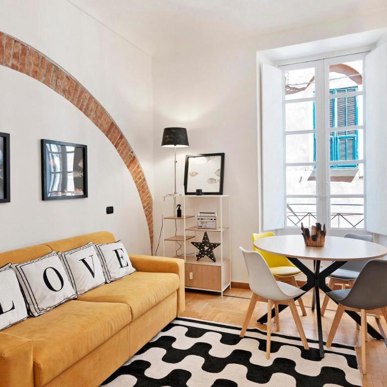 Aura Suites - Appartamento Superior con Vista Città - 16